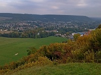 Vue du décollage parapentes NNW aux 2 Amants. La vallée de l'Andelle et Romilly/Andelle en bas.