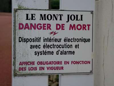 IMGP4113  -->  Vous savez au moins à quoi vous vous exposez !