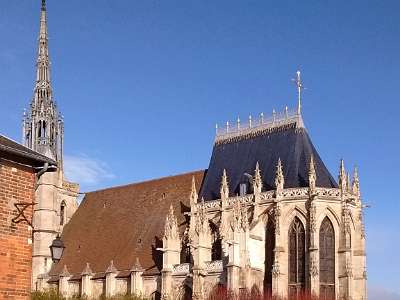 IMG 20160407 095405352  -->  Eglise de Conches