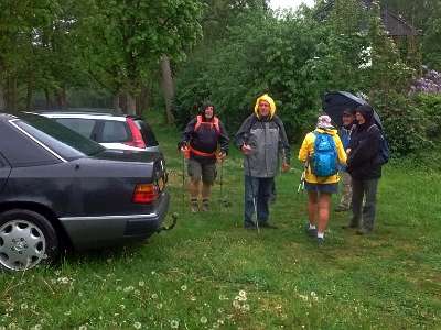 IMG 20160512 091841217  -->  Départ Crèvecoeur, 7 personnes ce matin... et la pluie