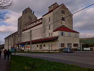 IMG 20160217 151651785  -->  Silo de Bueil... point de départ et d'arrivée de la rando